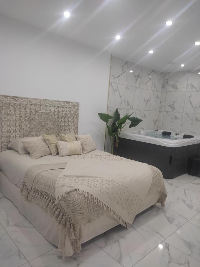 Spa Nessa Saint-Andiol Экстерьер фото